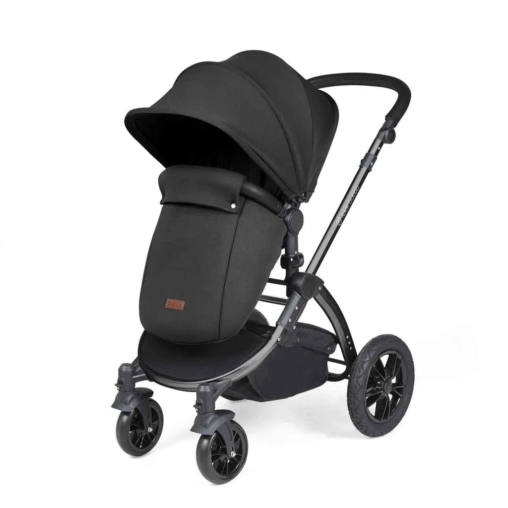 Ickle Bubba Stomp Luxe 12 Piece Travel System with i-Size Cirrus Car Seat & ISOFIX Base - Black / Midnight / Black